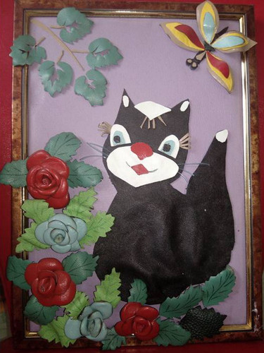 Кот в цветах