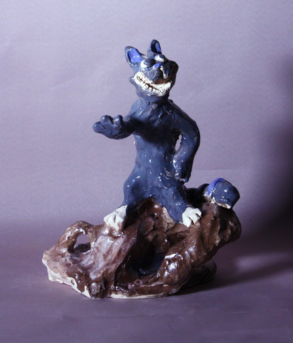 Игривый кот